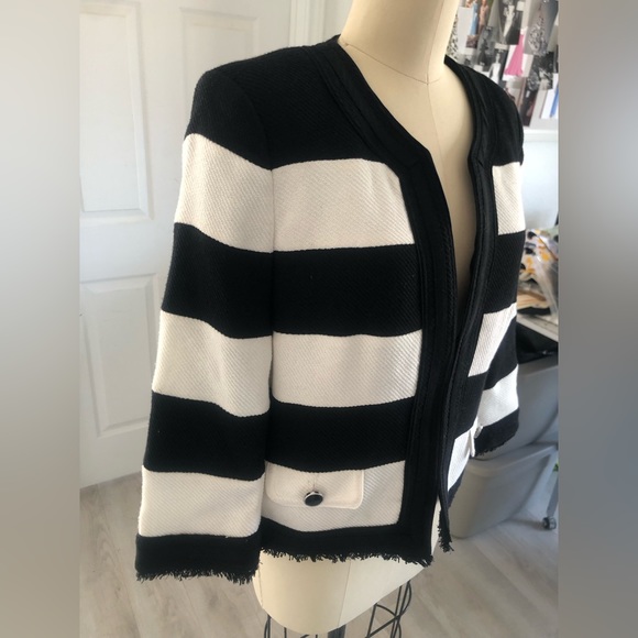 White House Black market tweed striped jacket. - Picture 2 of 16
